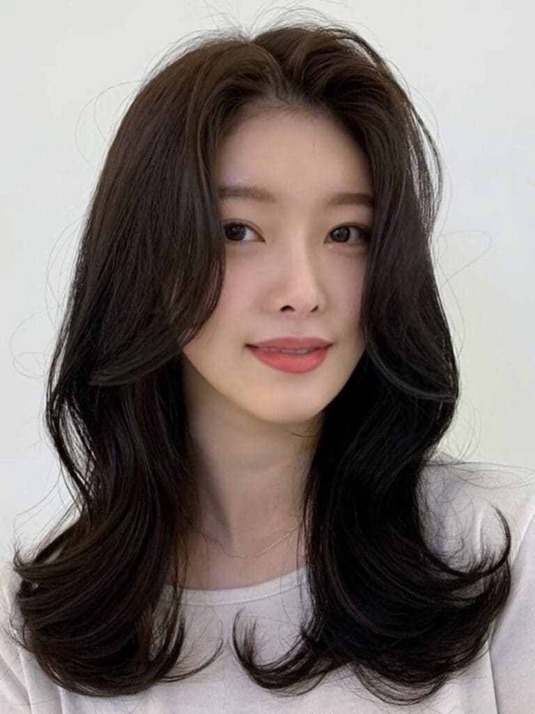 Layered Medium Hair With Side Bangs (Korean Build Perm)