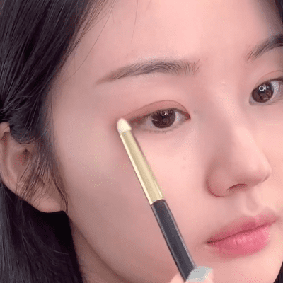 Natural Korean Eyeshadow Look