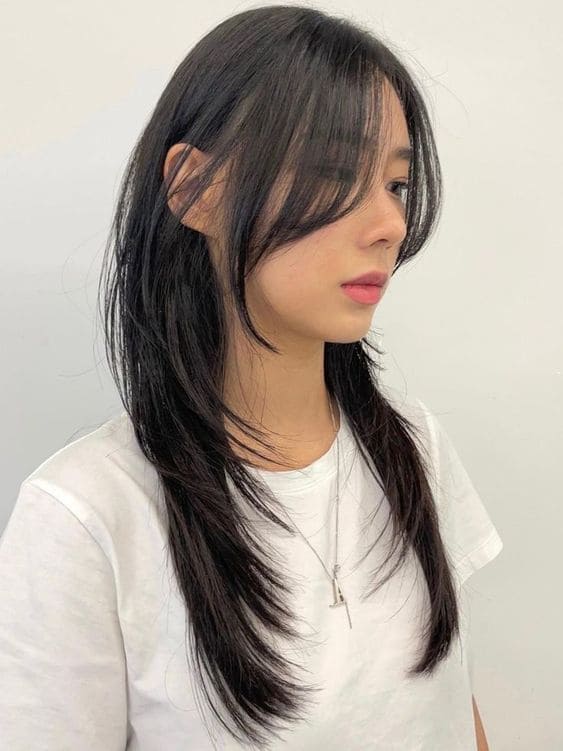 Long and Soft Layered Cut With Side Bangs