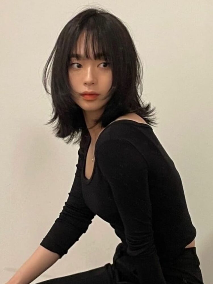 Korean shoulder length hair