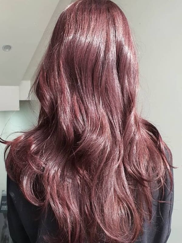 red brown long wavy hair