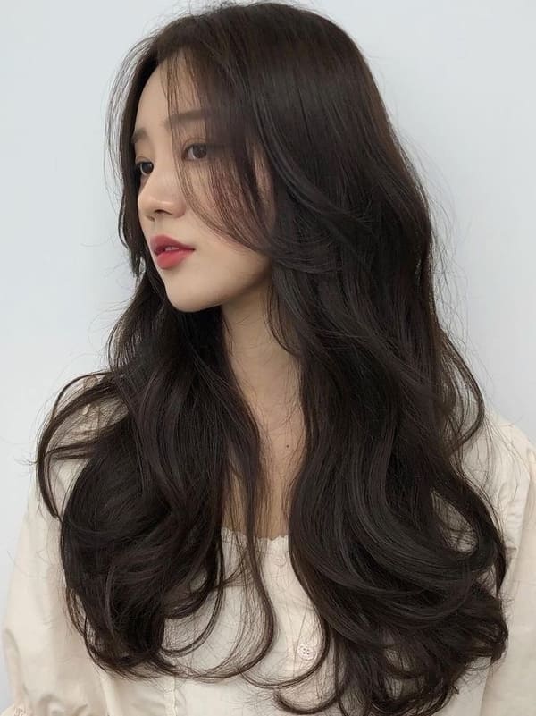 Korean fall hair color: ash brown long waves
