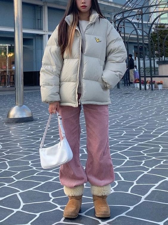 Korean Ugg outfit: folded down boot look