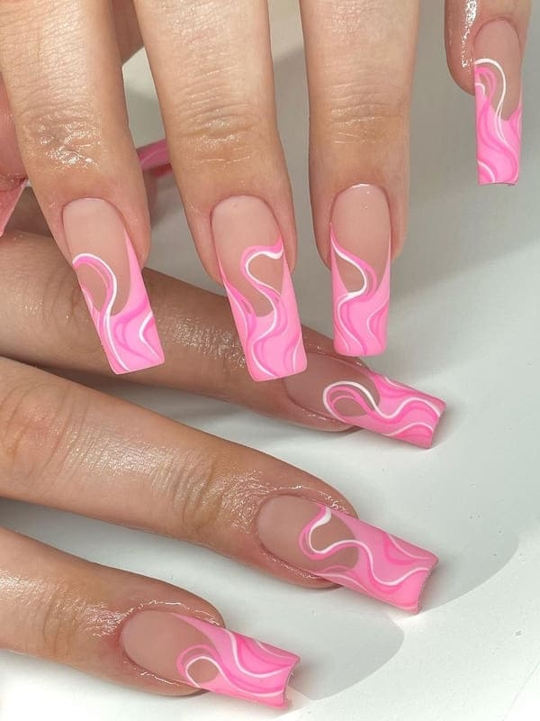 Barbie pink nails: swirly French tips 