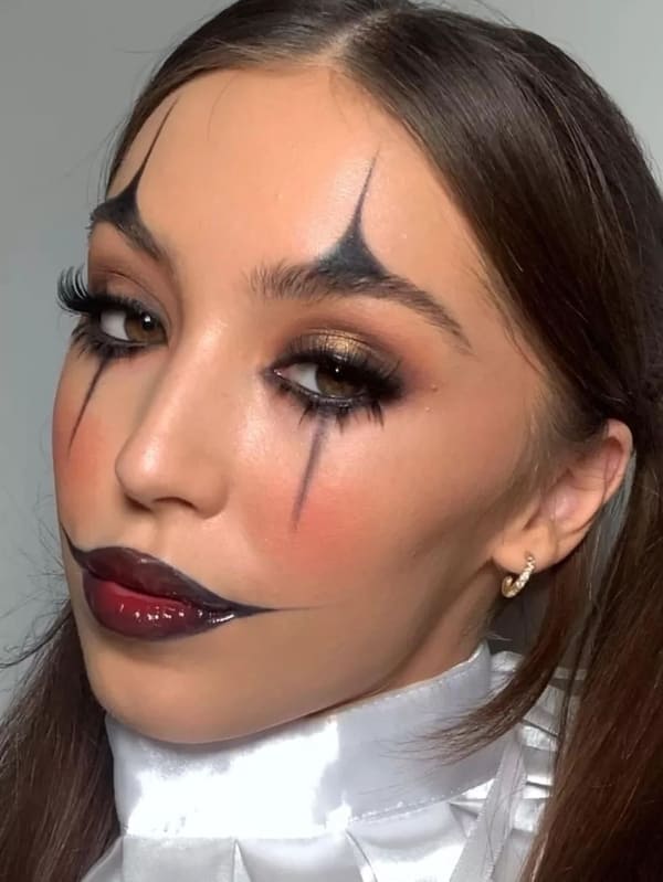 easy Halloween makeup: clown