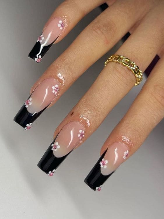 Korean black French tip nails: floral accent 