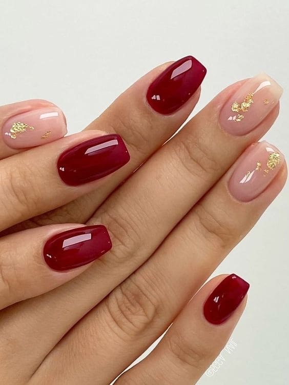 Korean burgundy and gold nails: foil accent