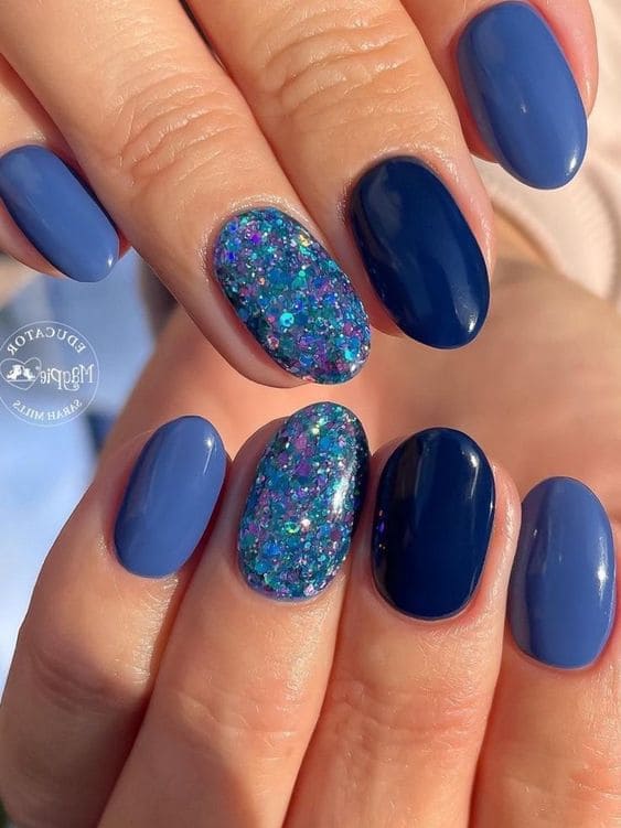 shades of blue nails