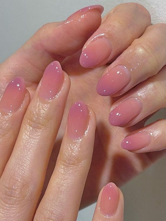 Korean ombre nails: dusty rose