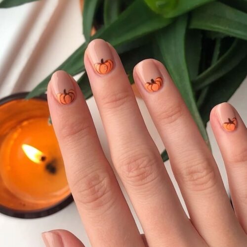 cute, simple pumpkin nails