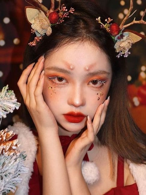 cute reindeer makeup 