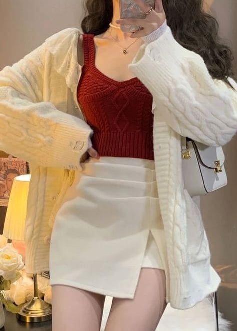 Korean Christmas outfit: all white 