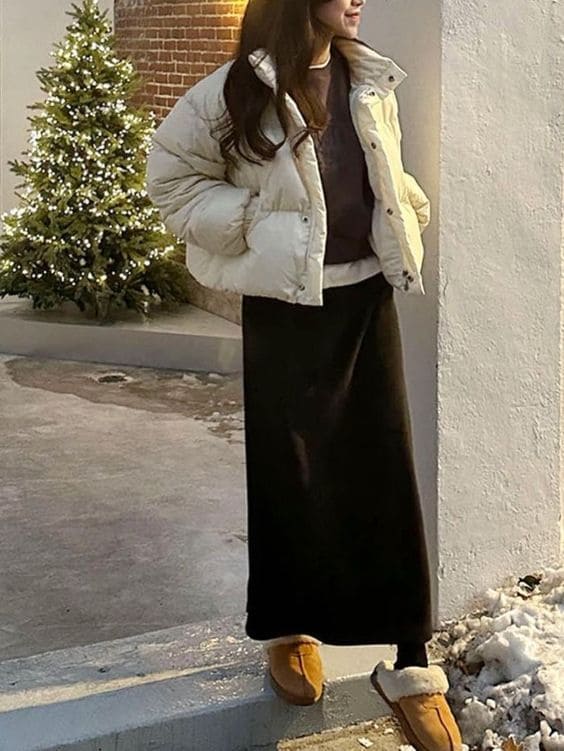 Korean Ugg outfit: puffer jacket and maxi skirt 