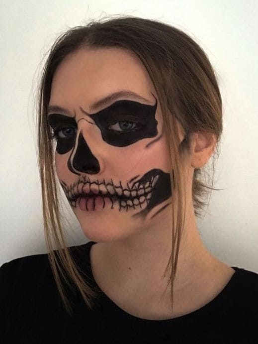 skeleton makeup: minimalist look