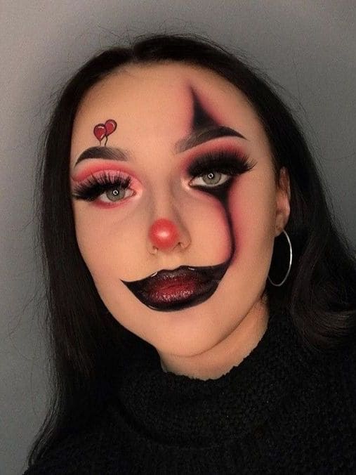 simple Pennywise halloween makeup look
