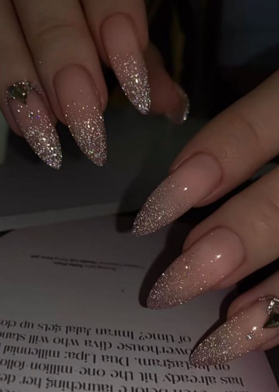 new years nails: glitter ombre 