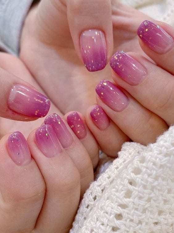 Korean purple ombre nails: plum