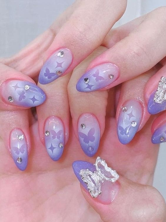 Korean purple ombre nails: airbrush effect 