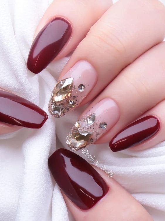 Korean gold gem accent nails