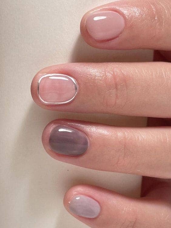 dark jelly Korean ombre nails 