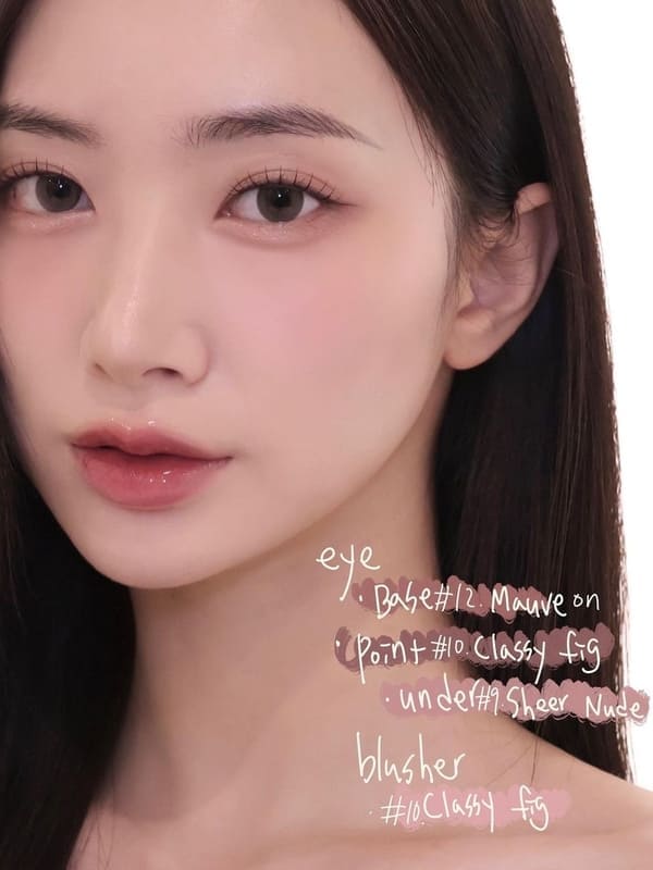Korean soft makeup look: a hint of fig