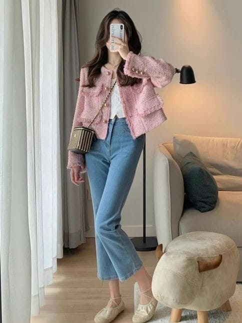 Korean Valentine's Day Outfits: pink tweed jacket and jeans 