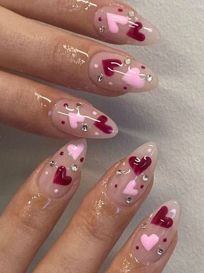 cute heart nails: pink and red