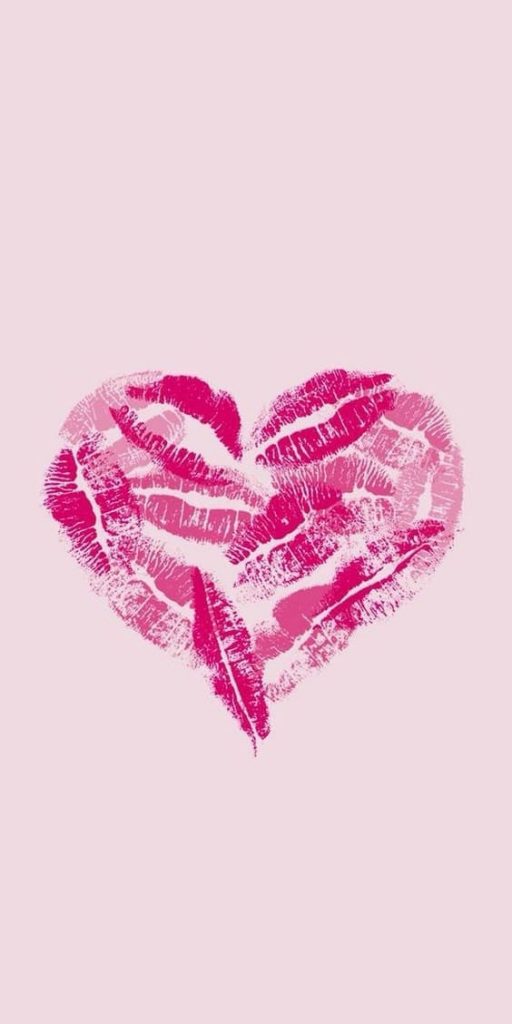 Cute Valentine's Day Wallpaper: Sweet Kisses