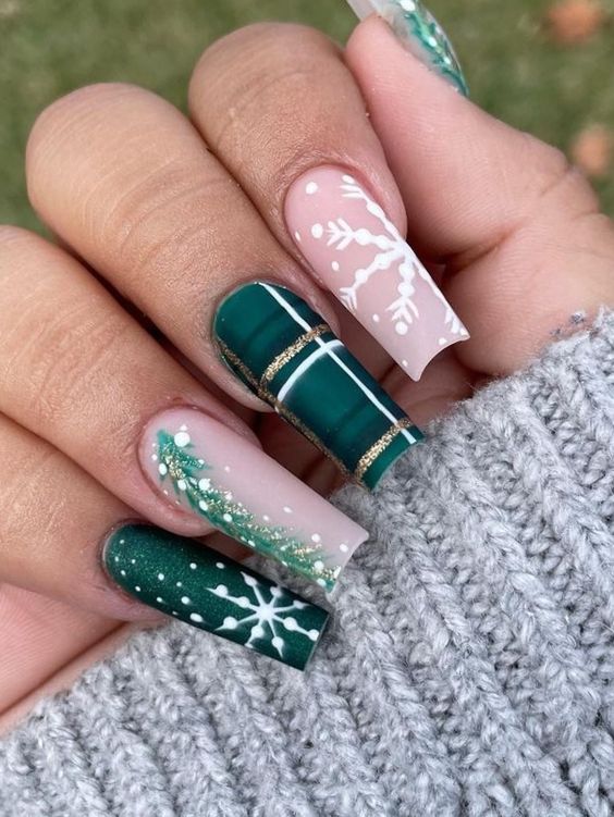 snowflake accent nails 