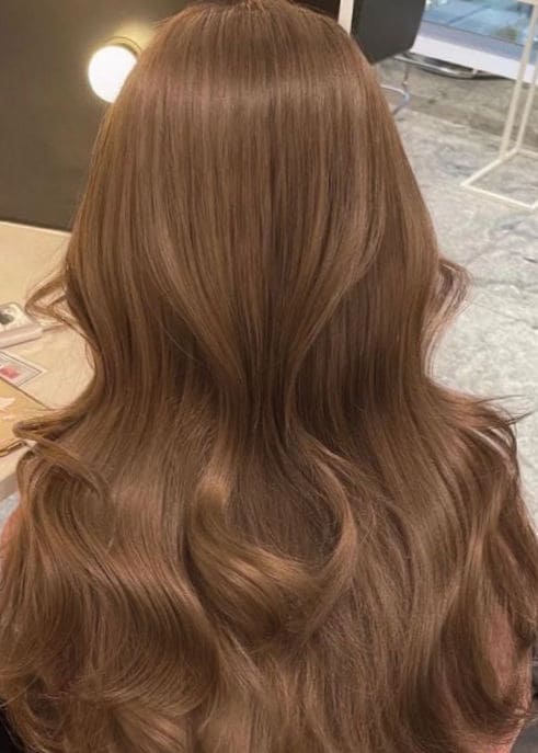 winter Korean hair color: beige brown