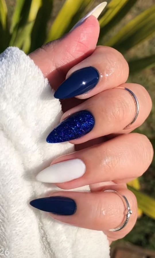 winter nail designs in dark blue 