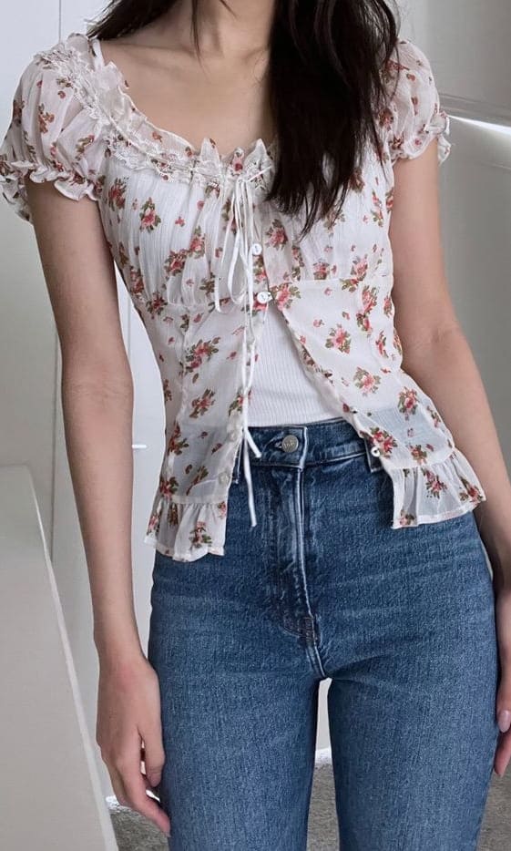 coquette aesthetic outfit: summer blouse and jeans 