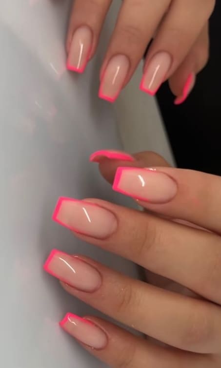 pink French tip nails: neon pink 