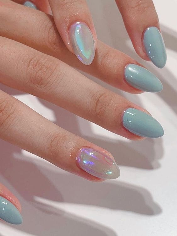 light blue nails: chrome 