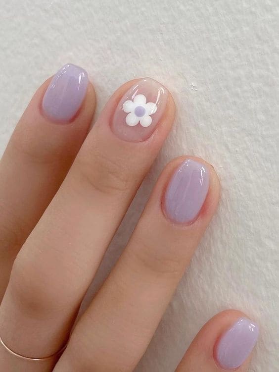 simple flower nail designs: lavender color