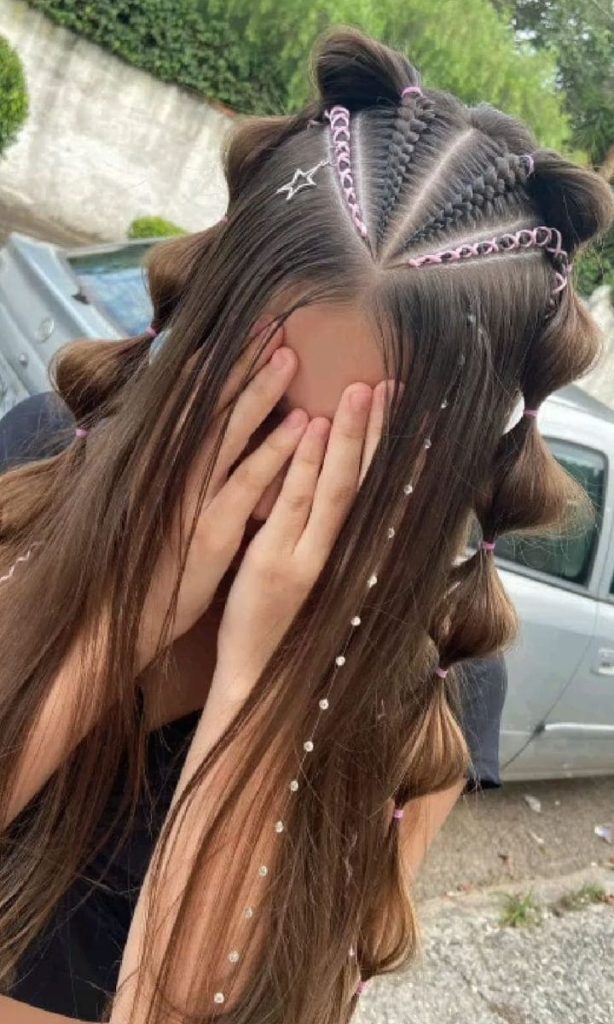 cute summer hairstyle: festival braids