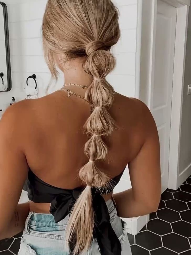 cute summer hairstyle: bubble ponytail