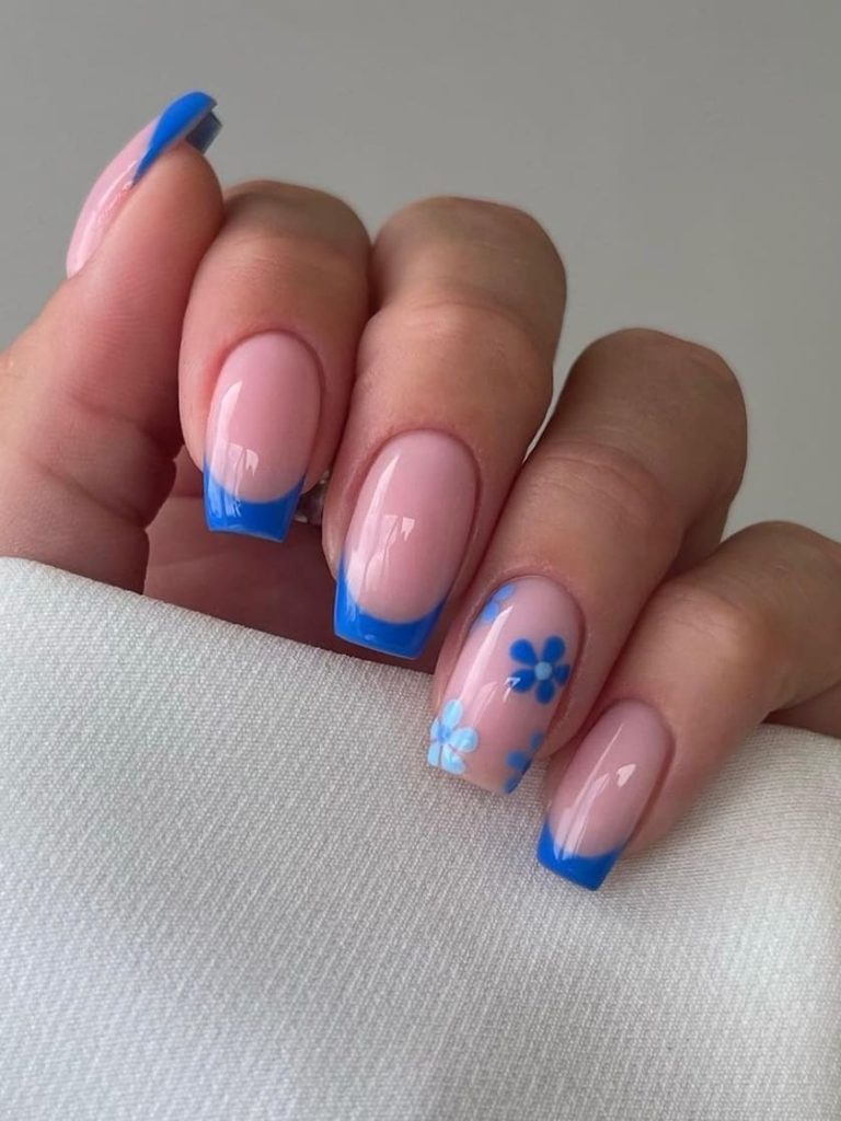cute summer nails: blue French tips