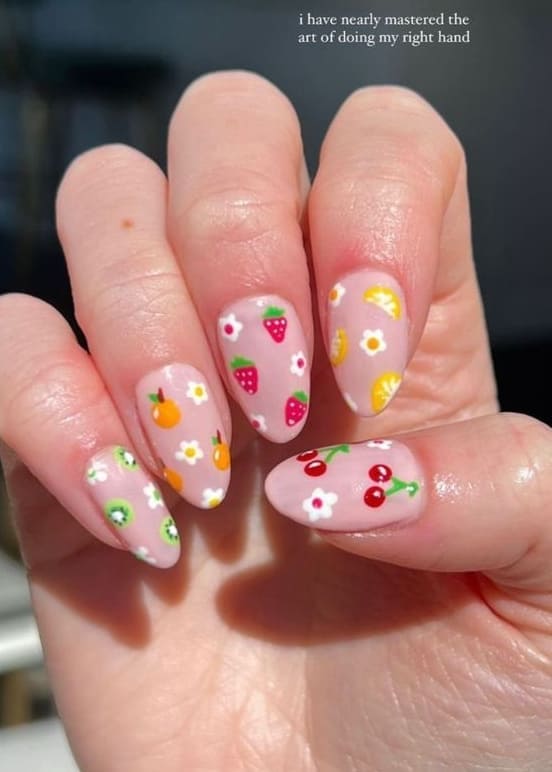 cute summer nails: fruits 