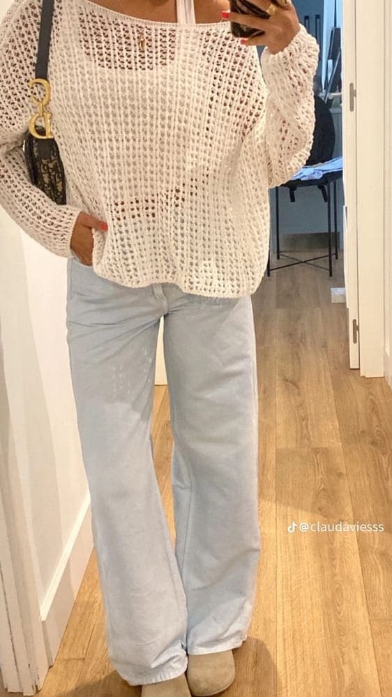 cute summer outfit: white mesh top and light jeans 