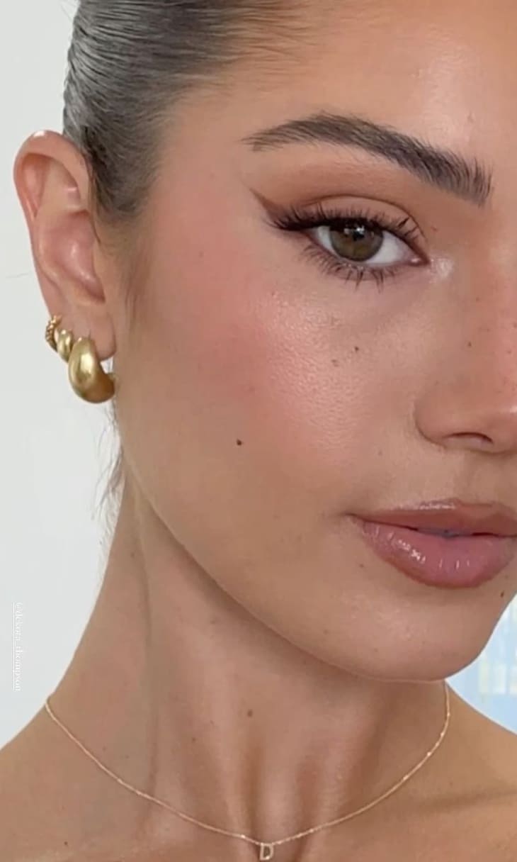 12 Top Prom Makeup Looks to Perfectly Match Your Style