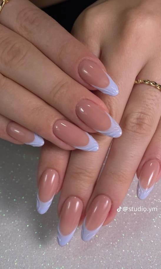 prom nails: lilac French tips