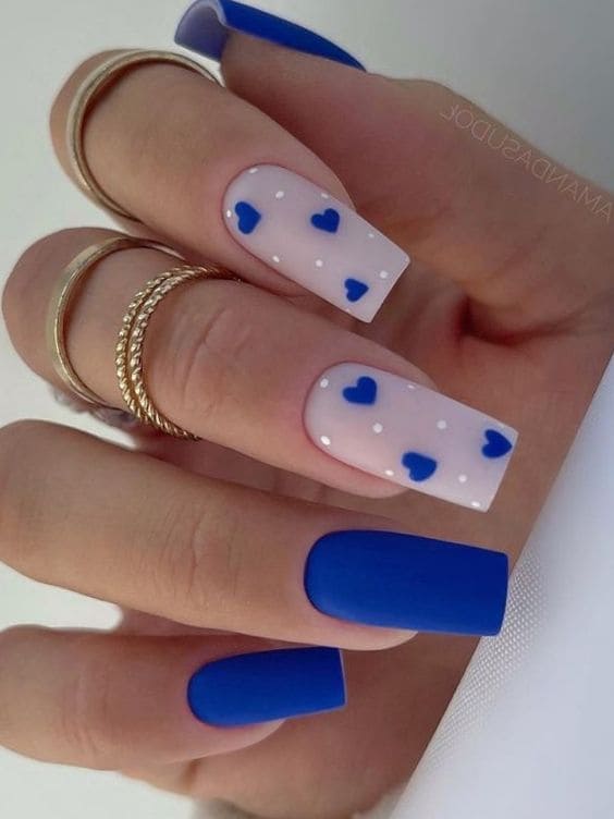 royal blue nails: hearts