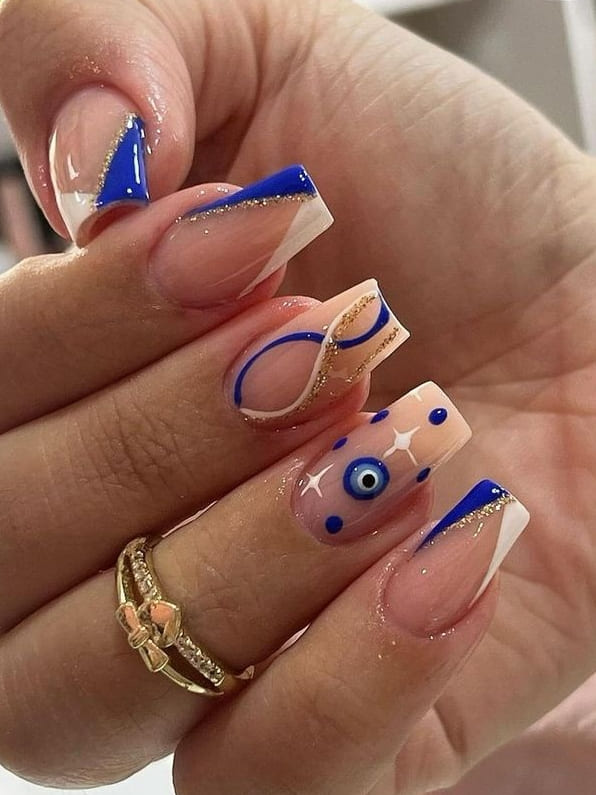 royal blue nails: festive swirls 