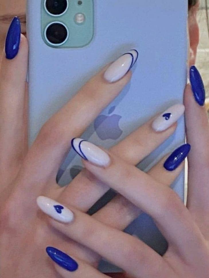 royal blue nails: double French outline