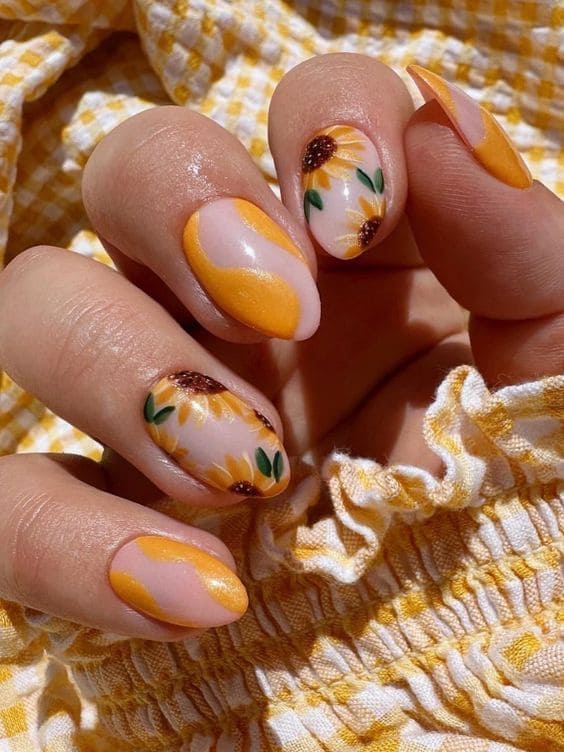 sunflower nails: negative space 