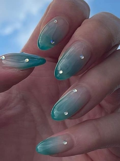 turquoise nails: ombre with rhinestone dots