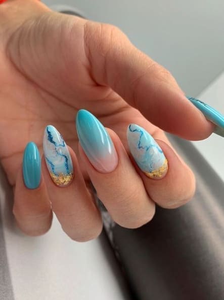 turquoise nails: marble