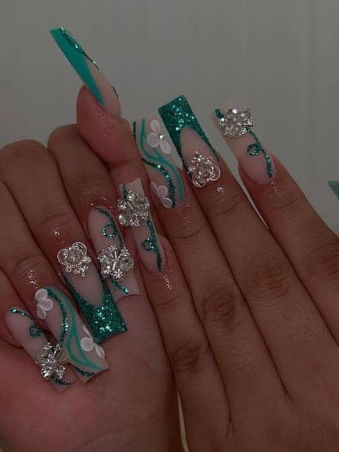 turquoise nails: 3d butterfly and flowers 
