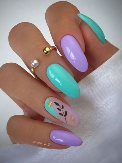 turquoise nails: purple 
